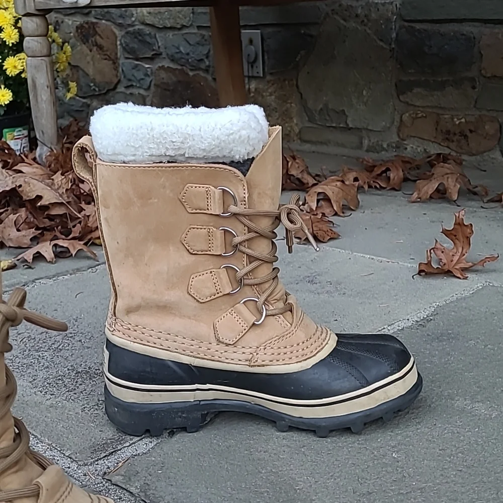 Sorel Caribou snow boots